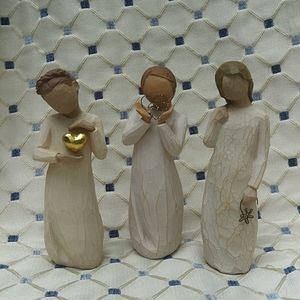 3 Willow Tree figurines